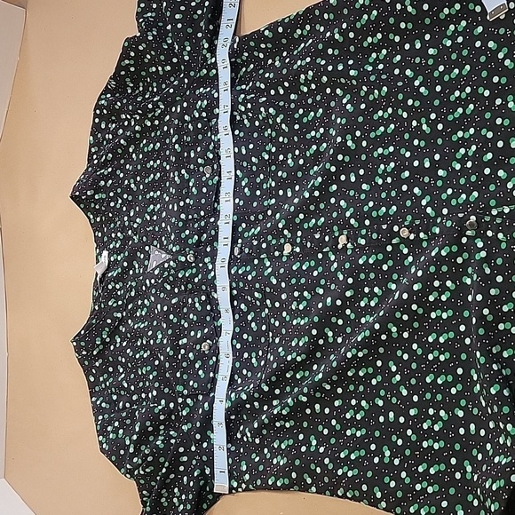 Notations, Size L Black with Green Polka Dot Button Down Roll Tab Sleeve Shirt - Picture 7 of 11